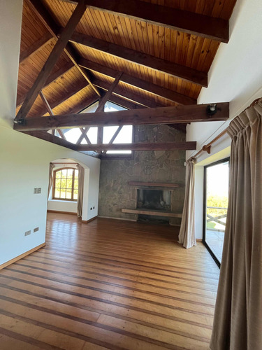 Se Vende Parcela 5.000 M2 Casa De Hormigón 250 M2 En Con Con