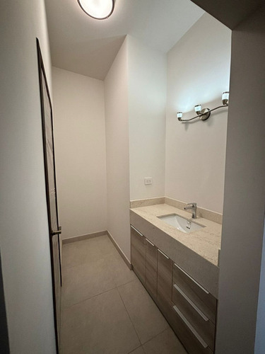 Nueva Y Moderna Casa En Venta En Rivello
