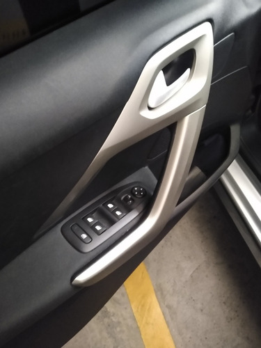 Peugeot 2008 2019 1.6 Style 16v Flex Aut. 5p