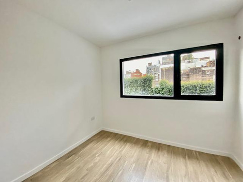 Imagen 10 de 12 de Edificio - Centro