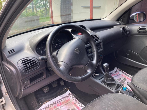 Imagem 6 de 7 de Peugeot