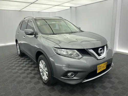 Nissan X-Trail T32 ADVANCE AT 2.5 4X2