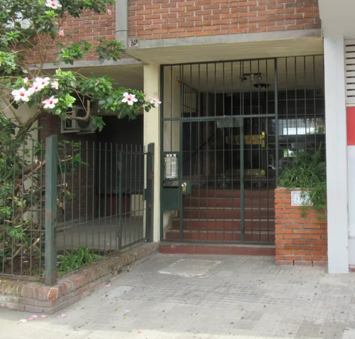 Venta Con Renta Apartamento La Blanqueada 2 Dormitorios