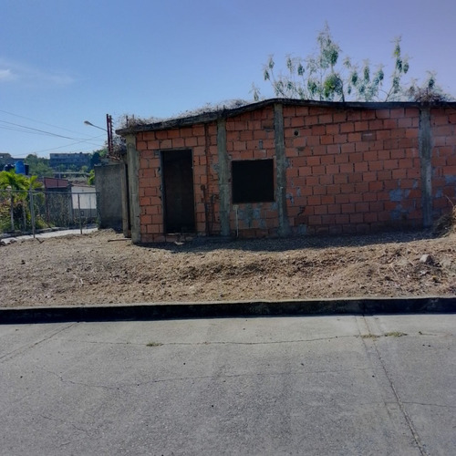 Imagen 6 de 15 de ¡venta! Lote De Terreno Con Bienhechuría En Charallave