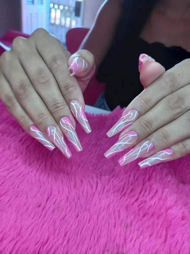 Imagem 1 de 5 de Alongamento De Unhas