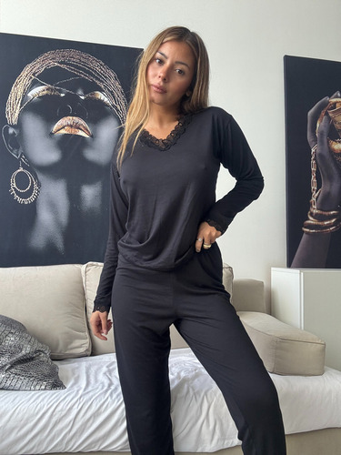 Pijama Modal Soft Pantalón Y Remera Manga Larga Con Puntilla