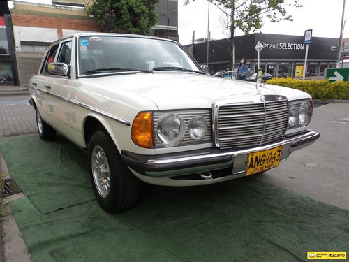 Imagen 3 de 15 de Mercedez-benz 230 E