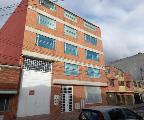 Oficina En Arriendo En Bogotá San Fernando-barrios Unidos. Cod 12907