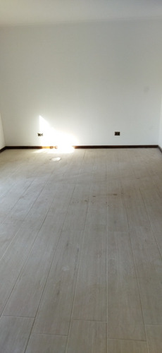Casa Nueva Remodelada Sin Uso 5 Dormitorios 5 Baños 1 Piso