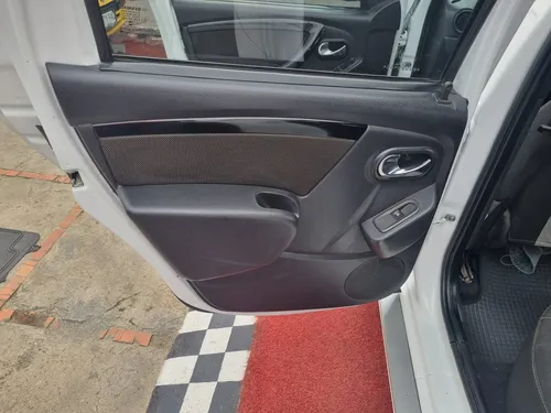 Renault Duster Oroch 2.0 Mt