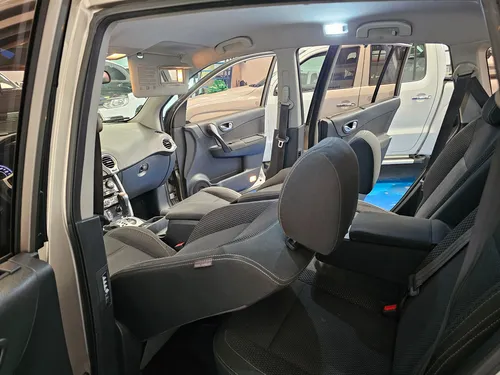 Renault Koleos 2.5 Dynamique 4x2