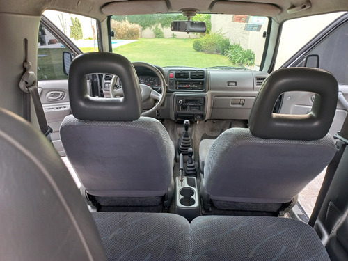 Imagen 10 de 11 de Suzuki Jimny Jlx
