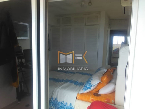 Imagen 12 de 17 de Mk Inmobiliaria Vende Apartamento En Tanaguarena, Edo. La Guaira / 04241348538