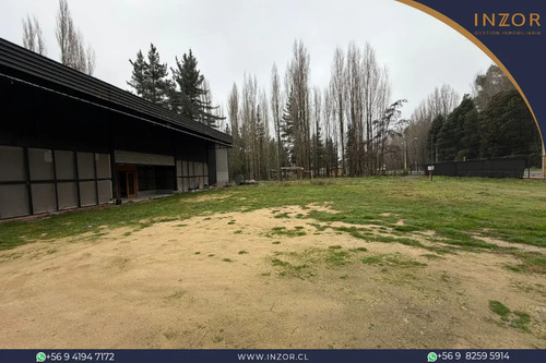 Gran Local Comercial En Arriendo