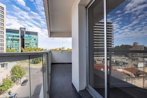 Venta/permuta - Departamento Exclusivo - 2 Habitaciones Con Cochera - Puerto Norte, Rosario.