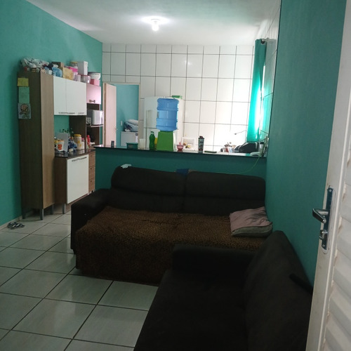 Vende-se Sobrado Com 2 Casas