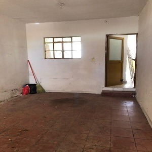 Imagen 4 de 9 de Venta Casa Como Terreno A Una Cuadra Del Dep. Potosino
