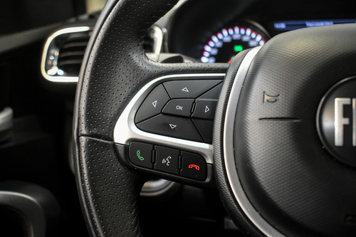 Fiat Cronos 1.8 16v Precision At6