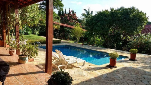 Imagem 1 de 25 de Casa Térrea Com 3 Suites E Piscina - Ca0718