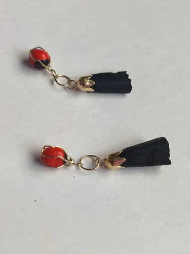 Azabache Con Peonía Oro 18