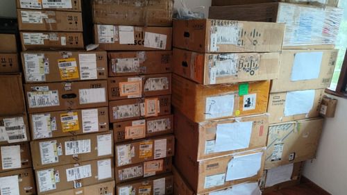 Switch Cisco C9200l-48p-4x-e 9200l 48 Puertos Poe+, 4 X 10 G