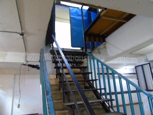Local Comercial ( Pb / A Pie De Calle / 2 Niveles) Alquiler Parroquia La Candelaria Mls - 23-18098