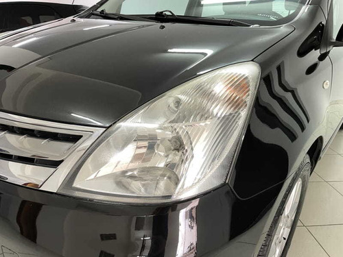 Imagem 4 de 15 de Nissan Livina S 2014
