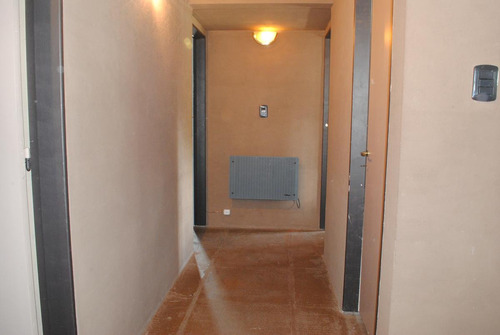 Casa En Venta En Roldan Centro Gran Jardin.