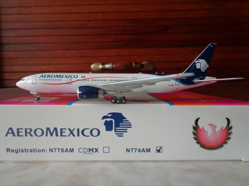 Avion Boeing 777-200er De Aeromexico N774am En Escala 1:400