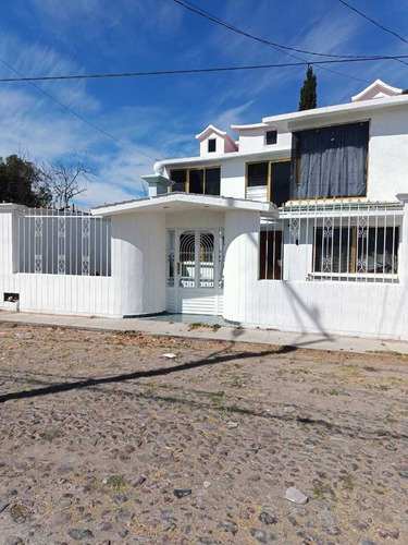 Casa En Venta En Huimilpan, Querétaro