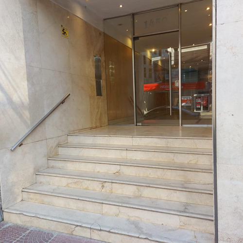 Departamento En Vicente López., Avda. Libertador 1450. Dos Ambientes