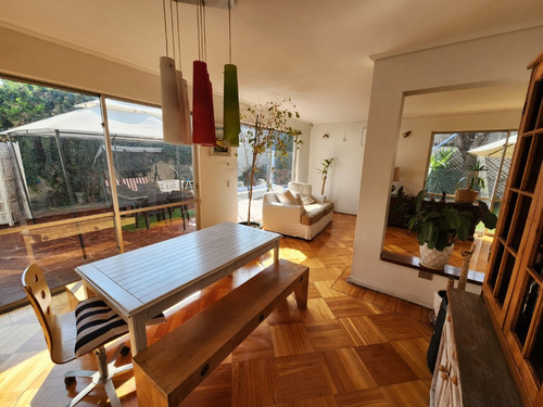 Carlos Silva Vildosola - Extraordinaria Casa - Familiar