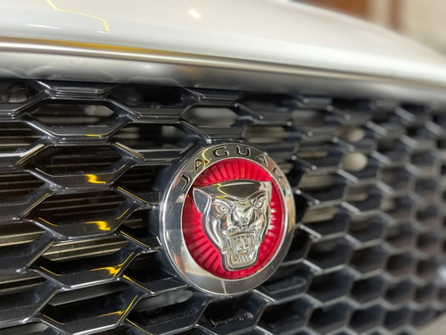 Jaguar E-Pace 2.0 16V P250 FLEX R-DYNAMIC S AWD AUTOMÁTICO