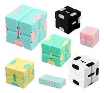 Comprar Fidget Toy Infinity Cube Magic Cube Infinity Antiestrés con estructura azul pop