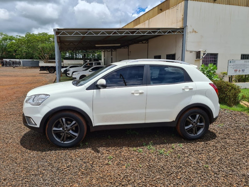 Imagem 10 de 12 de Korando 4x4 Aut Turbo Diesel 215cv