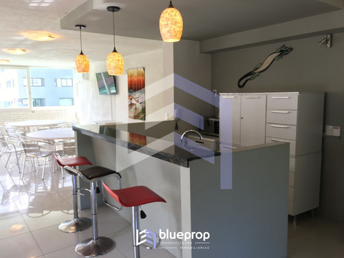 Imagen 13 de 14 de Apartamento En Venta De 3 Dormitorios En Buen Estado En Roosevelt Punta Del Este (baños Y Cocina Reciclados).