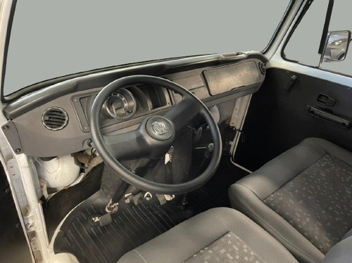 Imagem 7 de 14 de Volkswagen Kombi Standard 1.4 (flex)