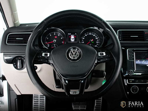 Imagem 8 de 15 de Volkswagen Jetta Highline 2.0 Tsi 16v 4p Tiptronic 2017