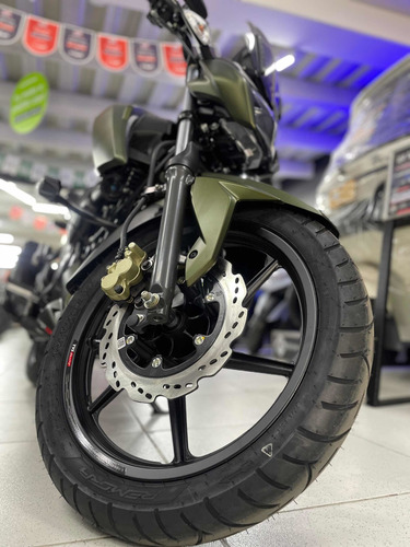 Imagen 4 de 15 de Apache 160 4v Golden Green