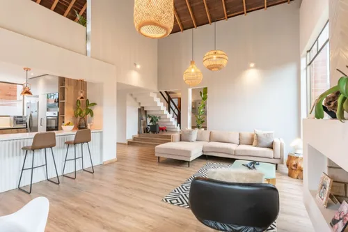 Casa En Venta En Canelon. Cod V15829