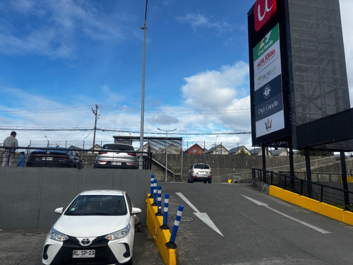 Arriendo Ubicación Inmejorable Frente Strip Center Unimarc