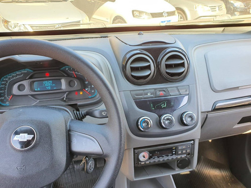 Imagem 8 de 10 de Chevrolet Agile 1.4 Mpfi Lt 8v Flex 4p Manual 2011