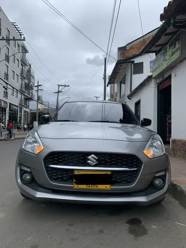 Suzuki Swift Híbrido Modelo 2022, Único Dueño,