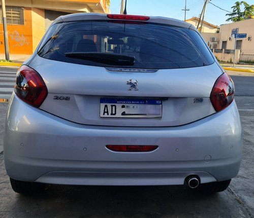 Imagen 8 de 11 de Peugeot 208 2018 1.6 Feline