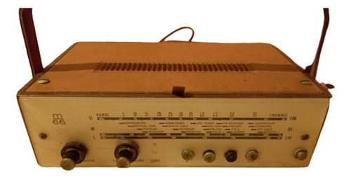 Única Radio Alemana M66 De Colección Años 50-60 Funcionando 