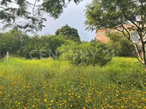 Terreno En Venta En Las Fuentes, Jiutepec, Morelos.