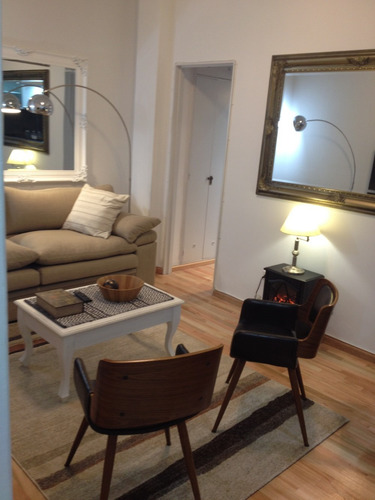 Imagen 2 de 14 de Departamento De 2 Ambiente En El Corazón De Belgrano.