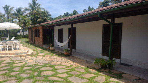 Casa Térrea Com Quatro Suítes. Condomínio Morada Da Praia.