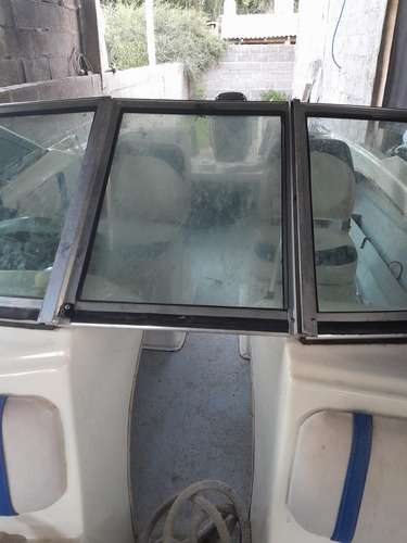 Lancha Olympic Marine. Motor Mercury 40 Hp.
