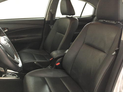 Imagem 14 de 15 de Yaris Xs Sedan 1.5 Flex 16v 4p Aut.